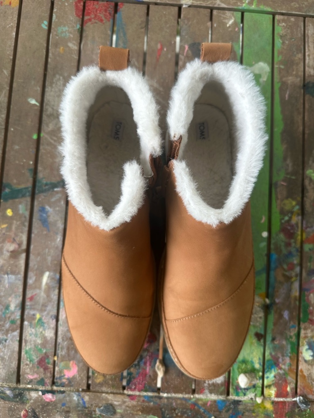 Toms Marlo Water Resistant Leather Ankle Boot - Picture 3 of 6